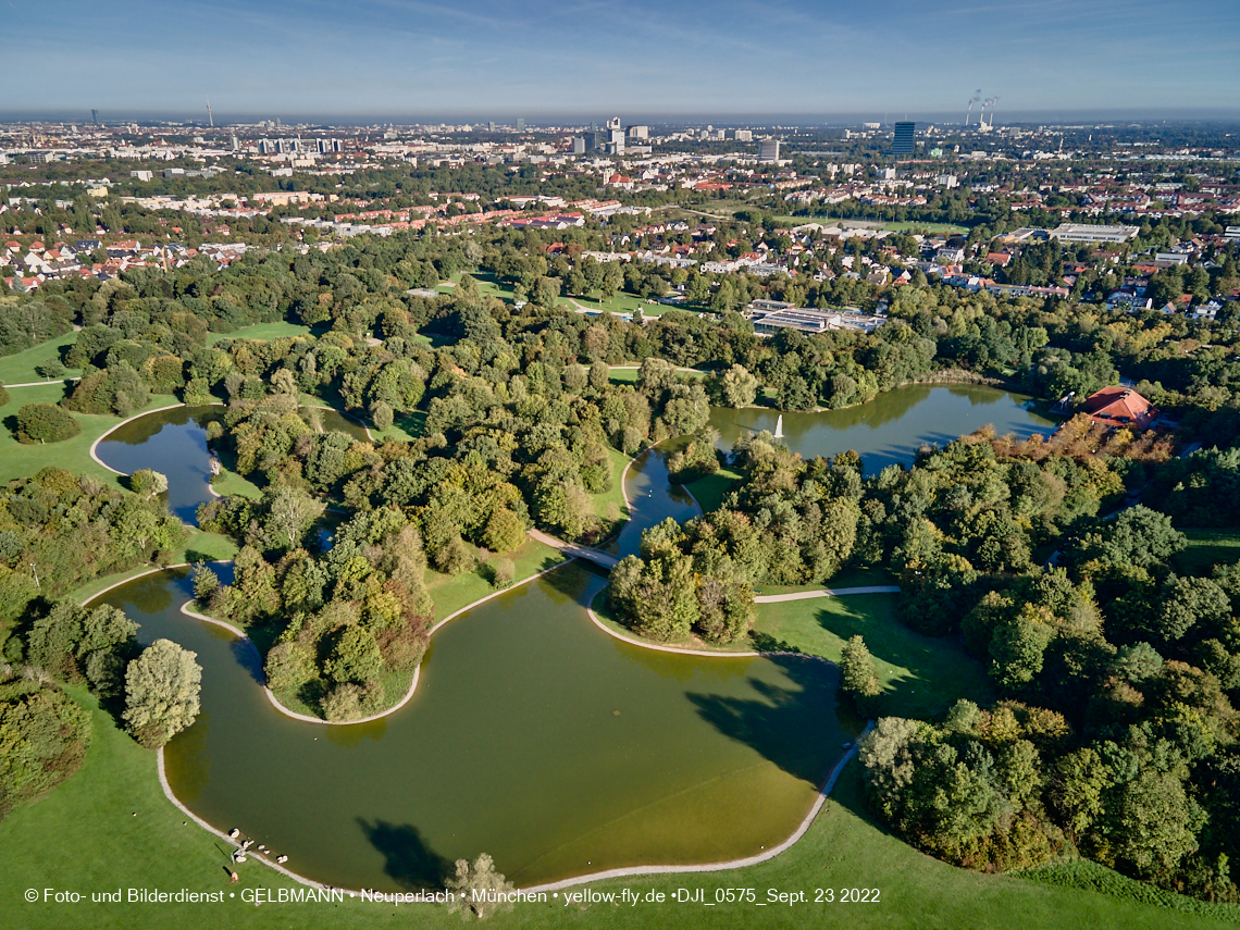 23.09.2022 - der Ostpark mir Biergarten und See in Neuperlach